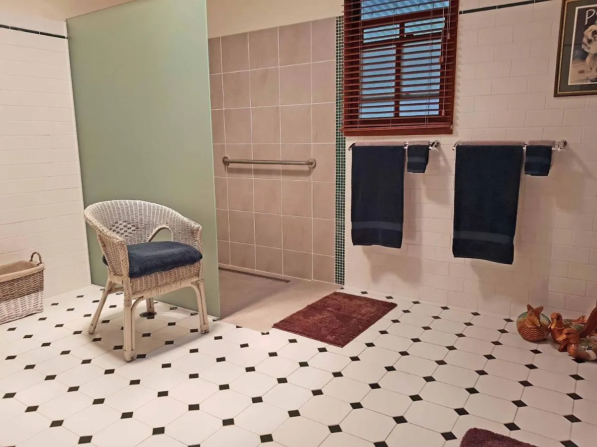 Apartment Gumtree House Montville